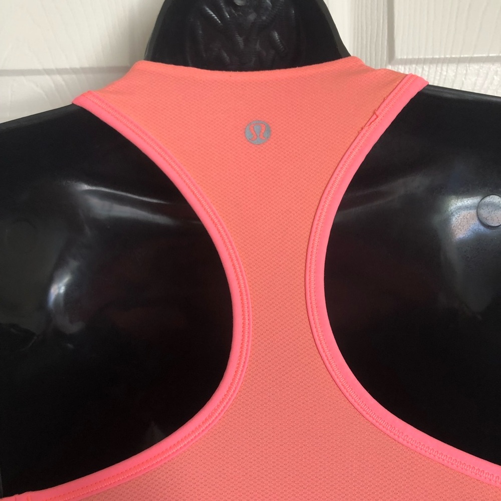 Lululemon Razorback tank - Picture 3 of 5